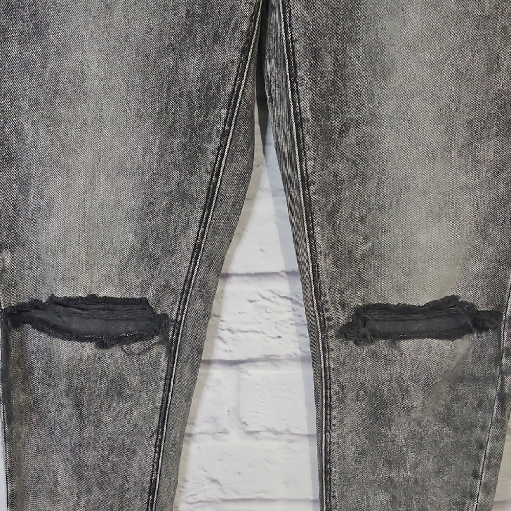 American Eagle Outfitters Mom Jean Gray Ripped Skinny Jeans - Picture 3 of 8